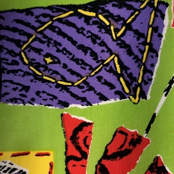 SK & Company silky, wild patterned skirt. Size 10. Fully lined and zipper back. - Picture 7 of 9